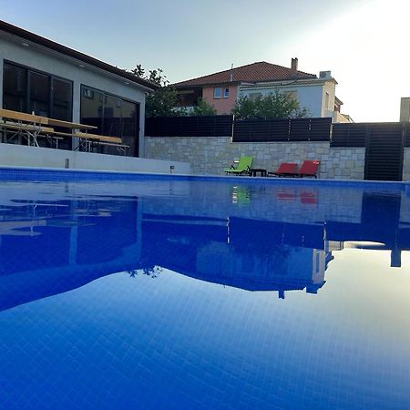 Apartments Vuk Posedarje Exterior photo
